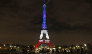 Eiffel-Tower-flag-619894